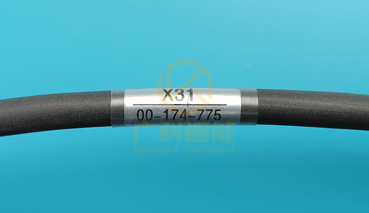 庫(kù)卡15米C4伺服電機(jī)編碼器線(xiàn)纜00-174-775 X21 X31